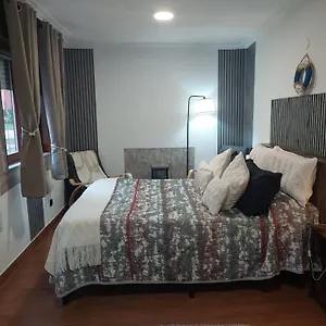 Vistas Al Mar, Acogedor, Completo. Cerca Del Centro Y Del Puerto. Apartamento